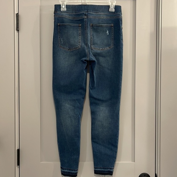 Spanx Distressed Ankle Skinny Jeans Medium Wash Medium - Picture 10 of 12